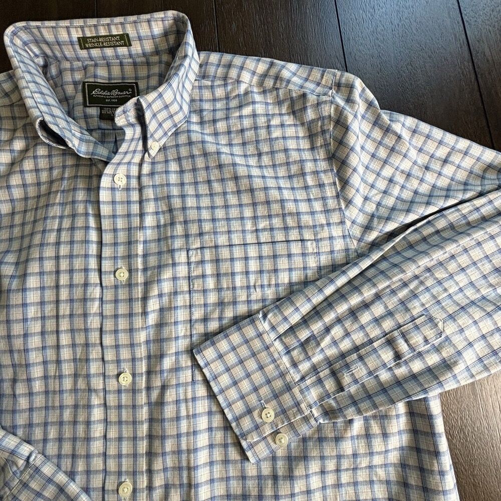 Eddie Bauer Long Sleeve Button Down Wrinkle And Stain Resistant Shirt Size Large
